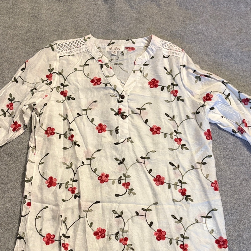 Floral Embroidered White Top